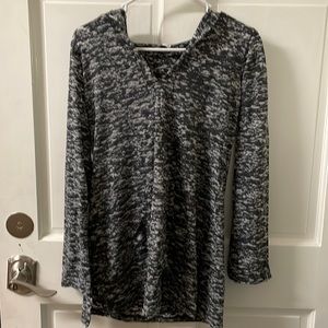 Saks Fifth Ave Threads hoodie, black and white